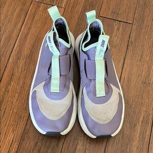 Nike Lavender and Mint Athletic Shoes